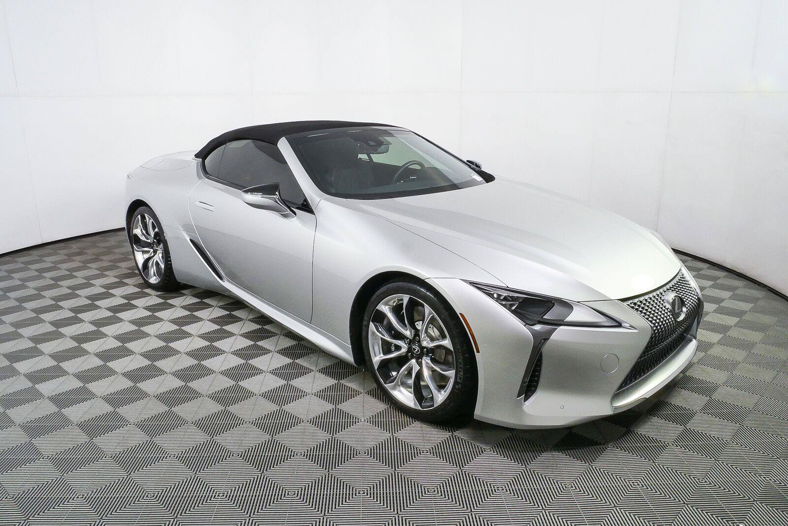 Used 2021 Lexus LC 500 Convertible w/ Touring Package RWD image 1