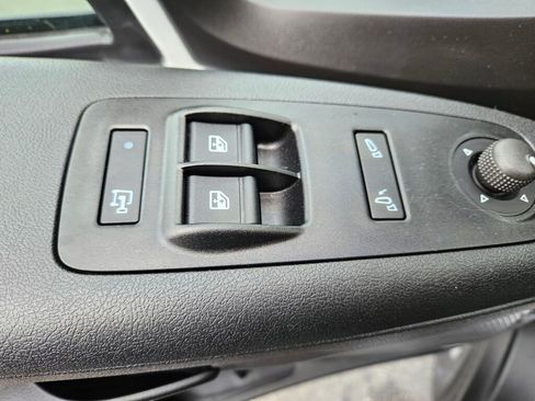 Used 2025 RAM ProMaster 2500 w/ Convenience Group image 19