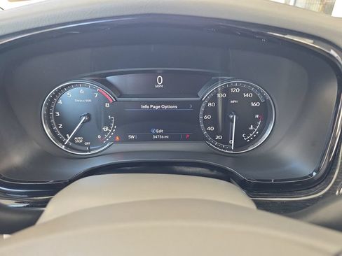 Used 2023 Cadillac XT6 Premium Luxury w/ LPO, Premium Carpet Package FWD image 12
