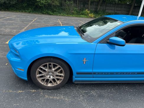 Used 2014 Ford Mustang Premium w/ Equipment Group 202A RWD image 2