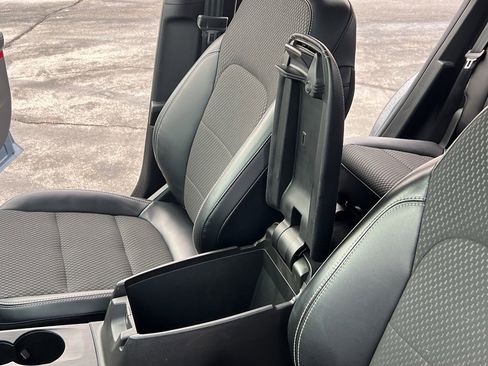 Used 2023 Ford Escape SE w/ Class II Trailer Tow Package image 18