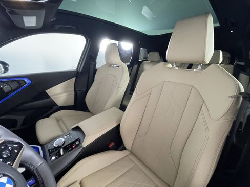 Used 2025 BMW X3 xDrive30i w/ Premium Package image 9