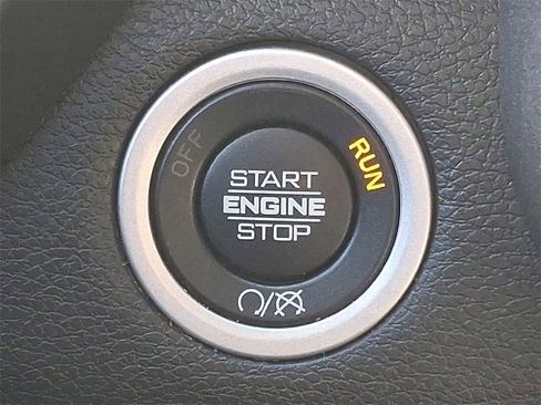 Used 2022 RAM 2500 Tradesman w/ Chrome Appearance Group image 22