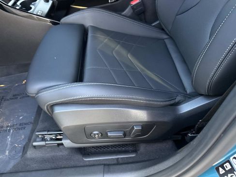 Used 2025 BMW X1 xDrive28i AWD/4WD image 20