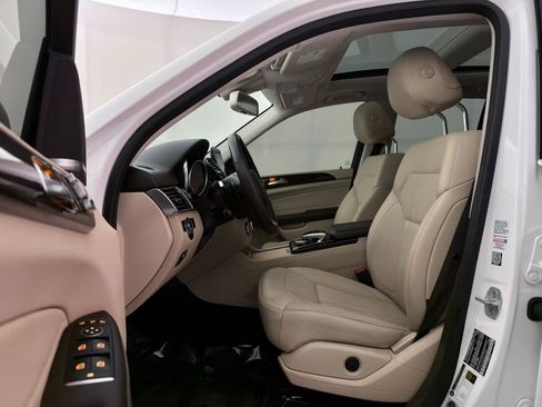 Used 2017 Mercedes-Benz GLE 350 4MATIC w/ Premium 1 Package image 18