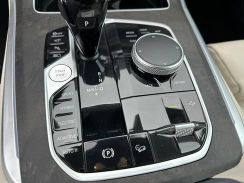 Used 2022 BMW X5 xDrive45e w/ M Sport Package AWD/4WD image 39
