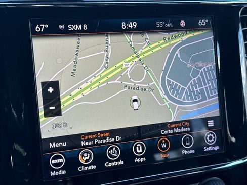 Used 2020 Jeep Grand Cherokee Altitude AWD/4WD image 18