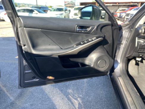 Used 2016 Lexus IS 200t image 13