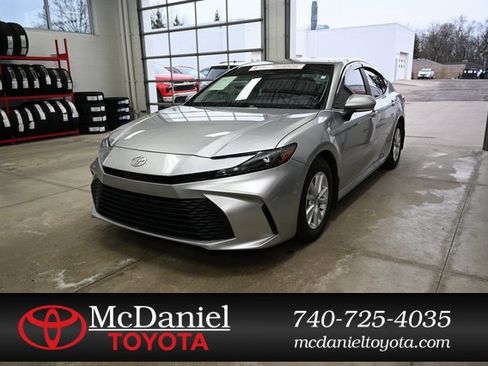 Certified 2025 Toyota Camry LE w/ Convenience Package image 1