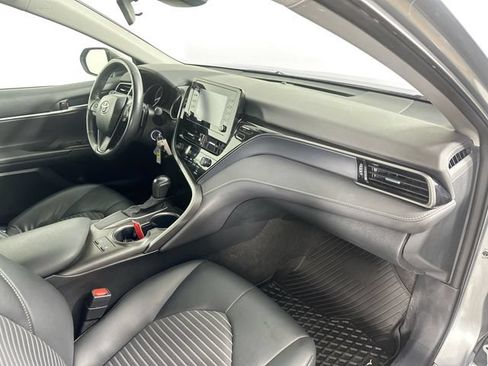 Used 2023 Toyota Camry SE FWD image 28