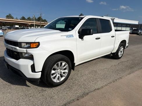 Used 2021 Chevrolet Silverado 1500 Custom RWD image 2