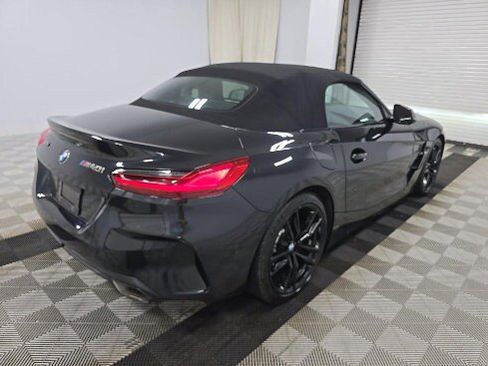 Used 2022 BMW Z4 M40i w/ Premium Package RWD image 3