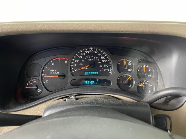 Used 2003 Chevrolet Silverado 2500 LT AWD/4WD image 5