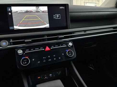 Used 2025 Hyundai Tucson SEL image 17