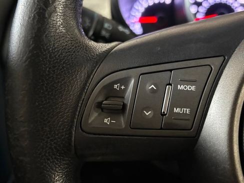 Used 2012 Kia Soul + image 26