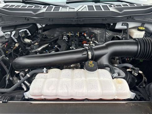 Used 2024 Ford F150 XLT image 36