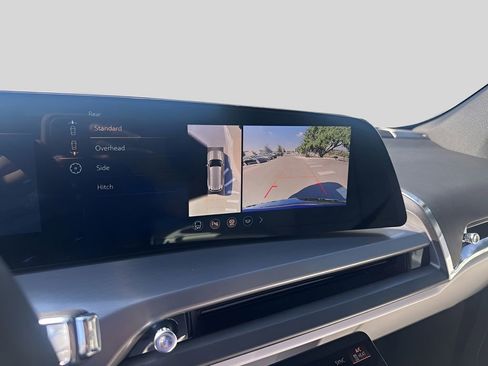 New 2026 Cadillac Vistiq Luxury w/ LPO, Floor Liner Package AWD/4WD image 41