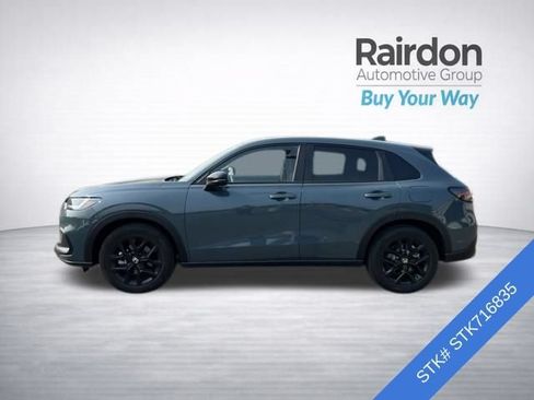 Used 2025 Honda HR-V Sport image 4