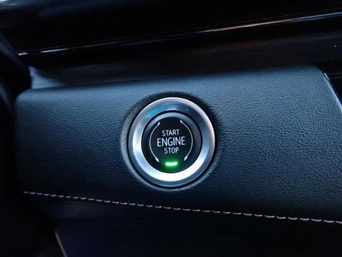 Used 2022 Cadillac Escalade ESV Premium Luxury image 26