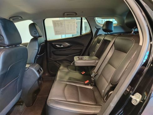 Used 2023 GMC Terrain SLT FWD image 12