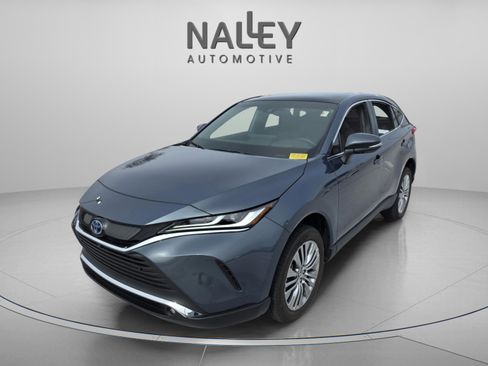 Used 2023 Toyota Venza Limited image 1