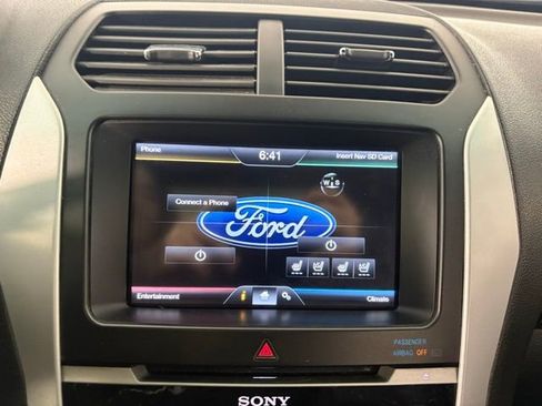 Used 2011 Ford Explorer Limited w/ 302A Rapid Spec Order Code image 17