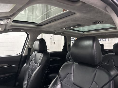 Used 2022 Kia Telluride SX w/ SX Prestige Package image 34