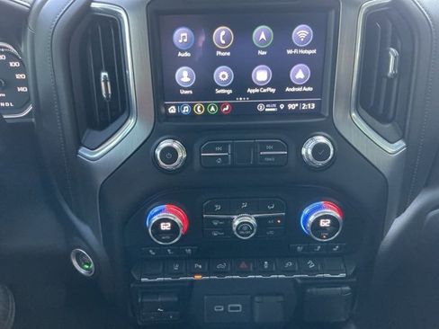 Used 2022 GMC Sierra 2500 Denali image 17