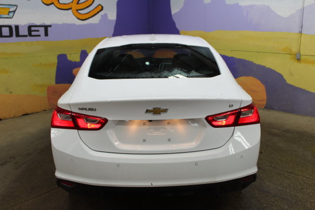 Used 2024 Chevrolet Malibu LT FWD image 7