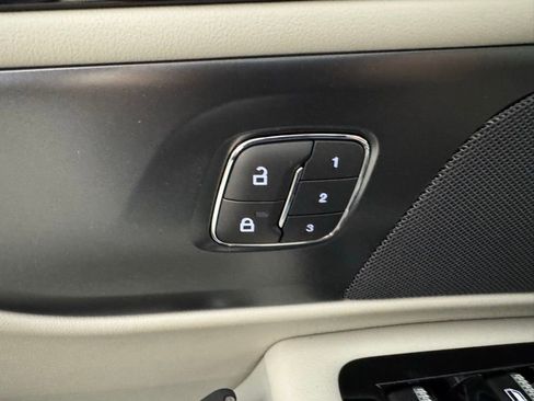 New 2026 Lincoln Nautilus Premier w/ Equipment Group 102A image 34