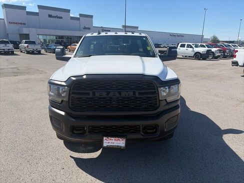 Used 2023 RAM 3500 Tradesman AWD/4WD image 9