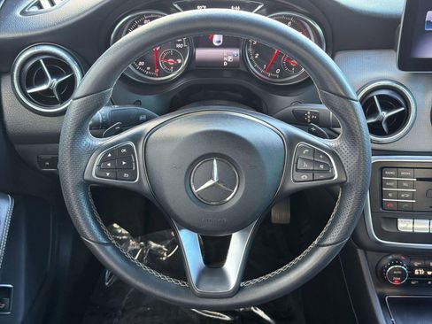 Certified 2018 Mercedes-Benz CLA 250 4MATIC image 17