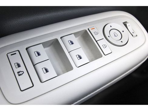 Used 2024 Hyundai Santa Fe Limited FWD image 21