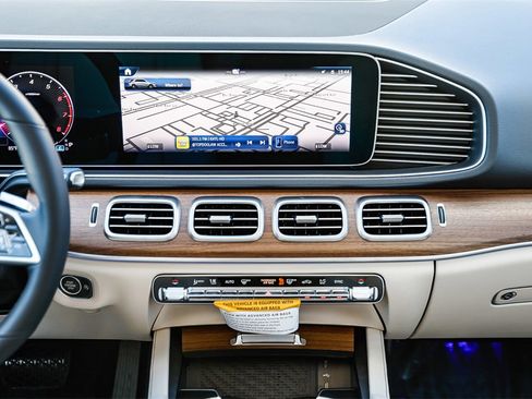 New 2026 Mercedes-Benz GLE 450 4MATIC image 11