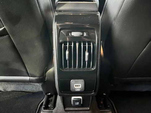 Used 2022 Jeep Compass Limited AWD/4WD image 18