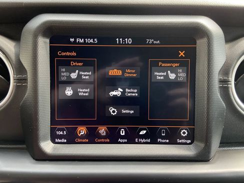 Used 2021 Jeep Wrangler Unlimited Sahara w/ Cold Weather Group AWD/4WD image 21