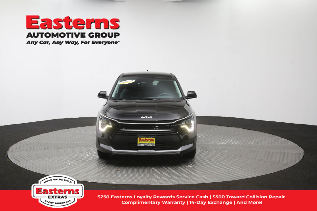 Used 2025 Kia Niro LX FWD image 51