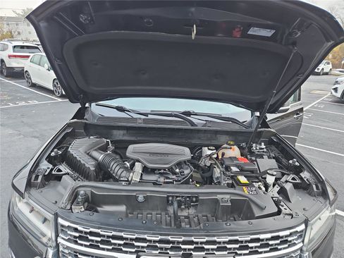 Used 2023 GMC Acadia Denali w/ Denali Ultimate Package image 10