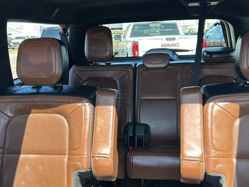 Used 2022 Lincoln Navigator L Reserve AWD/4WD image 19