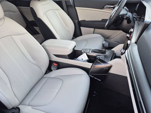 New 2026 Kia Sportage EX AWD/4WD image 15