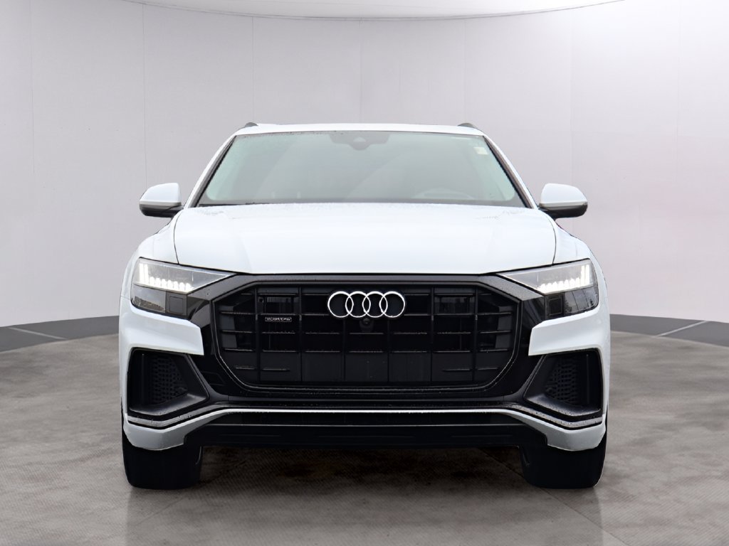 Used 2019 Audi Q8 Prestige w/ Luxury Package AWD/4WD image 2