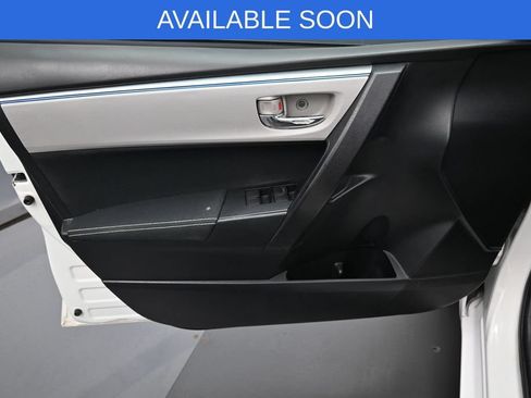 Used 2015 Toyota Corolla LE FWD image 10