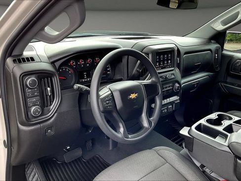 Used 2026 Chevrolet Silverado 1500 Custom AWD/4WD image 22