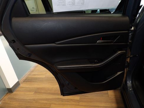 Certified 2023 MAZDA CX-30 AWD 2.5 S w/ Preferred Package image 21