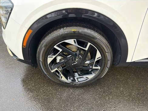 Certified 2023 Kia Sportage SX image 12