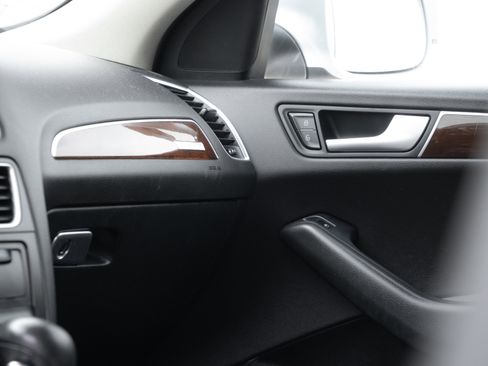 Used 2012 Audi Q5 3.2 Premium Plus image 14