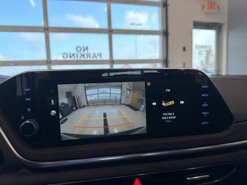 Used 2023 Hyundai Sonata SEL FWD image 3