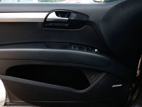 Used 2010 Audi Q7 3.6 Premium image 37