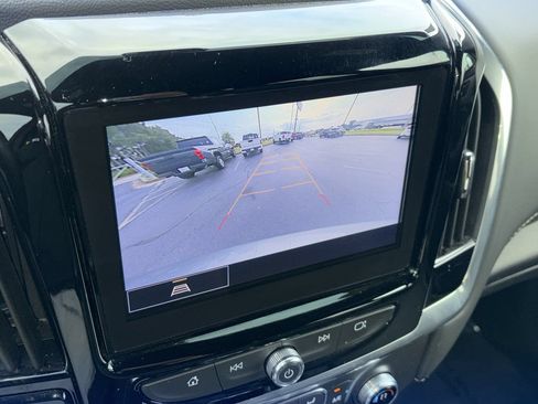 Used 2023 Chevrolet Traverse LT w/ LPO, Floor Liner Package AWD/4WD image 4