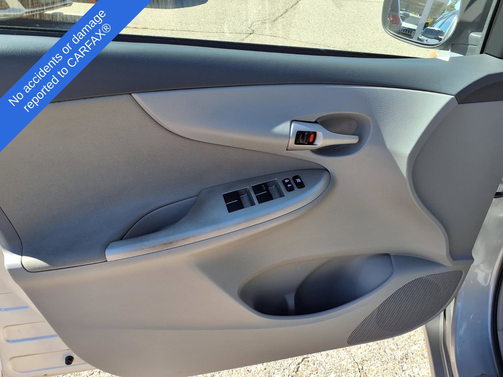 Used 2010 Toyota Corolla LE FWD image 16